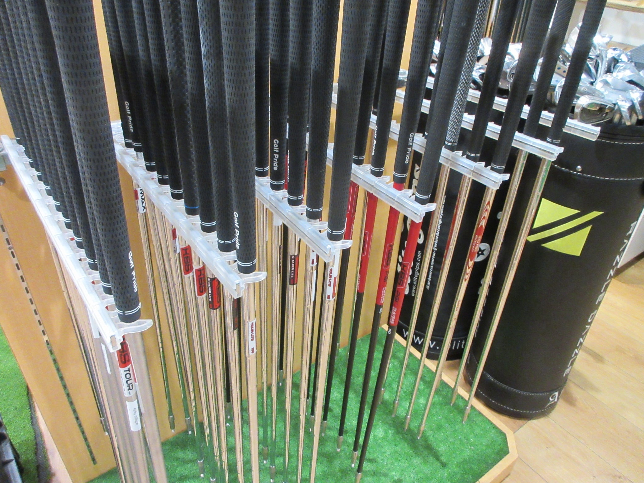 Shafts de golf en atelier